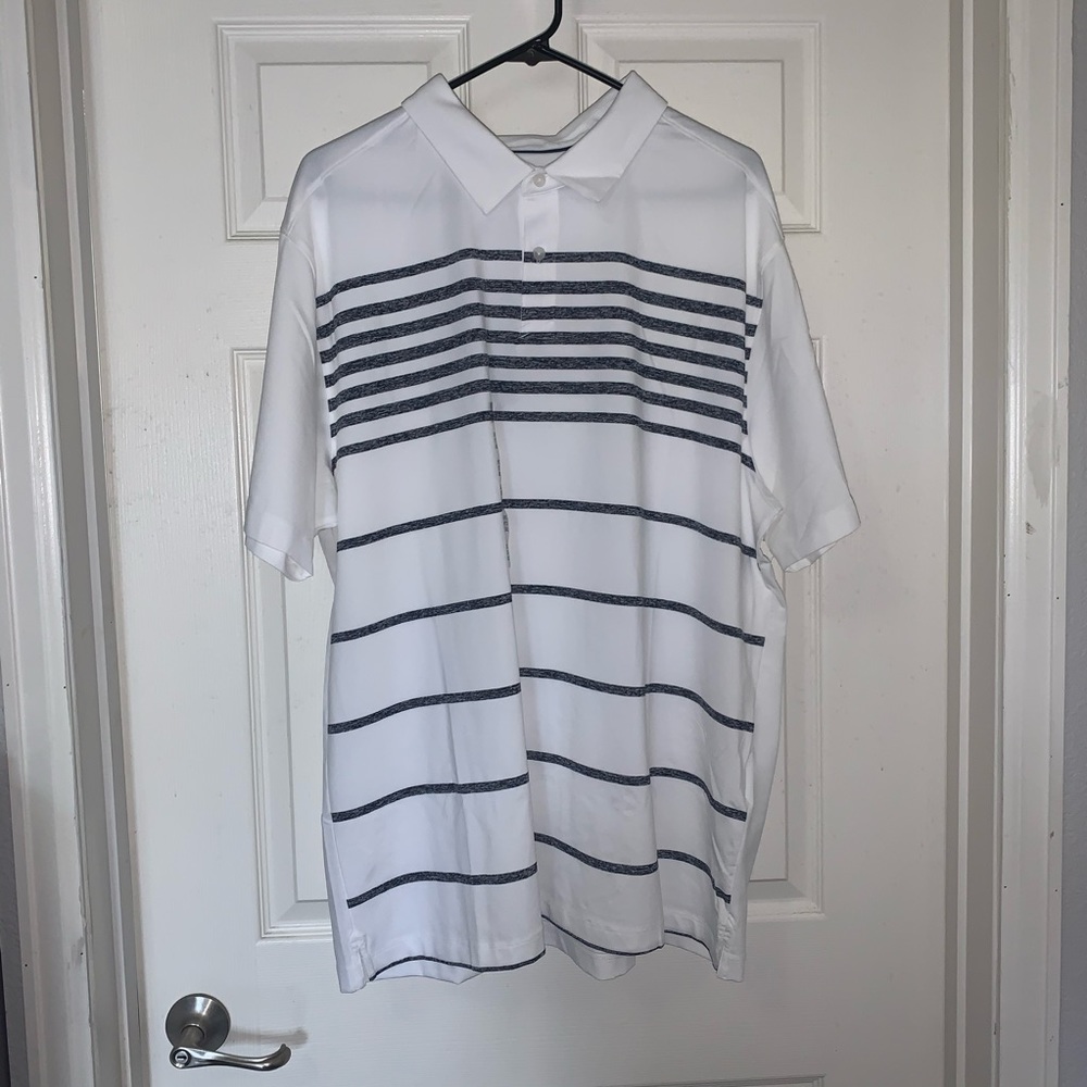 2XL NWT Under Armour heatgear golf polo